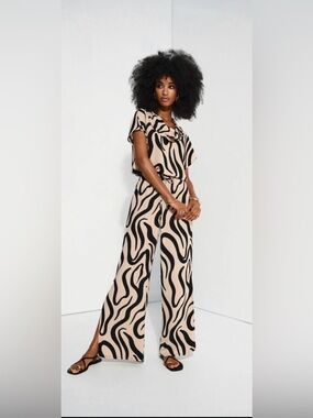 Relaxed Abstract Trousers Style 252178